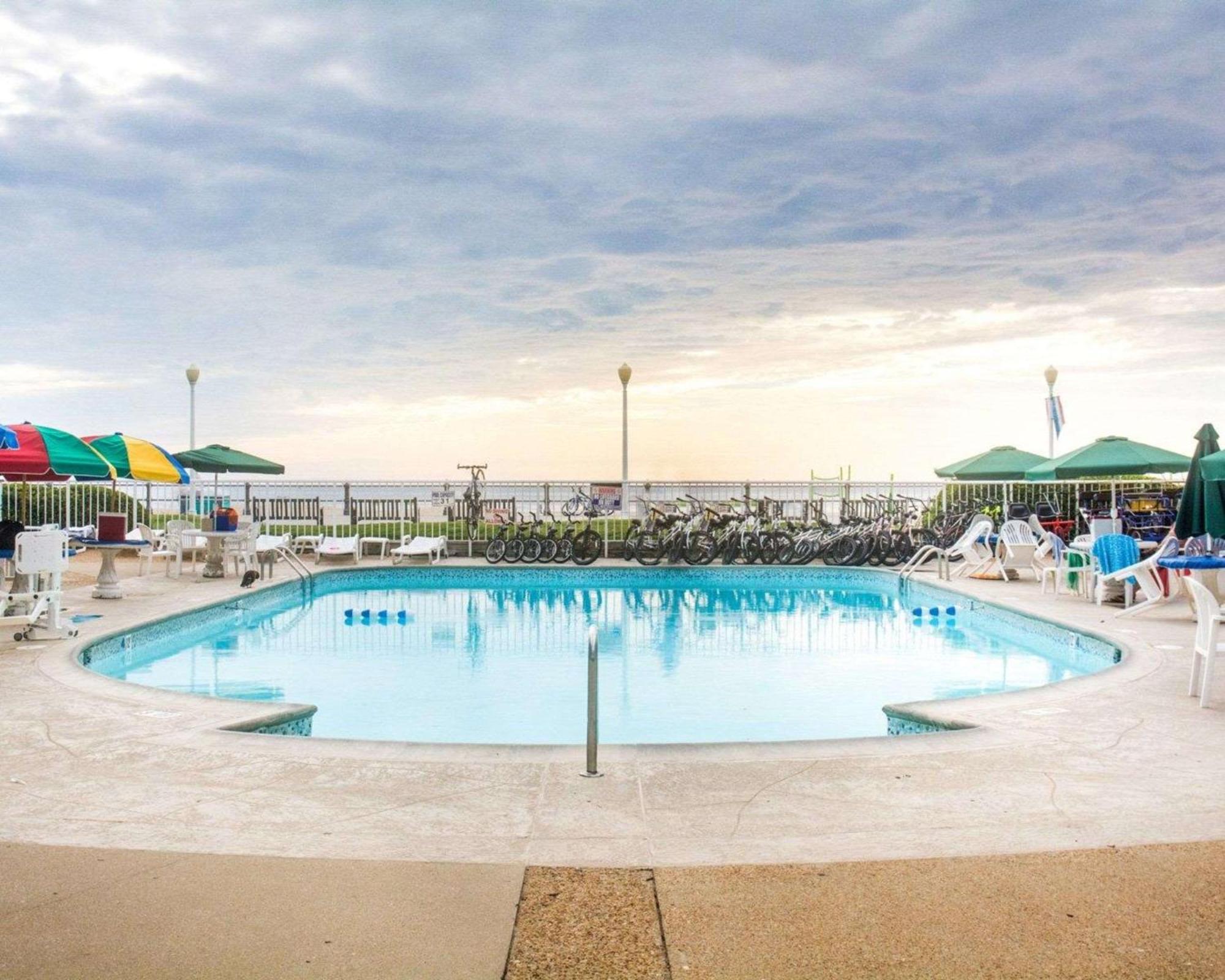Hotel Boardwalk 705 Virginia Beach Exterior foto