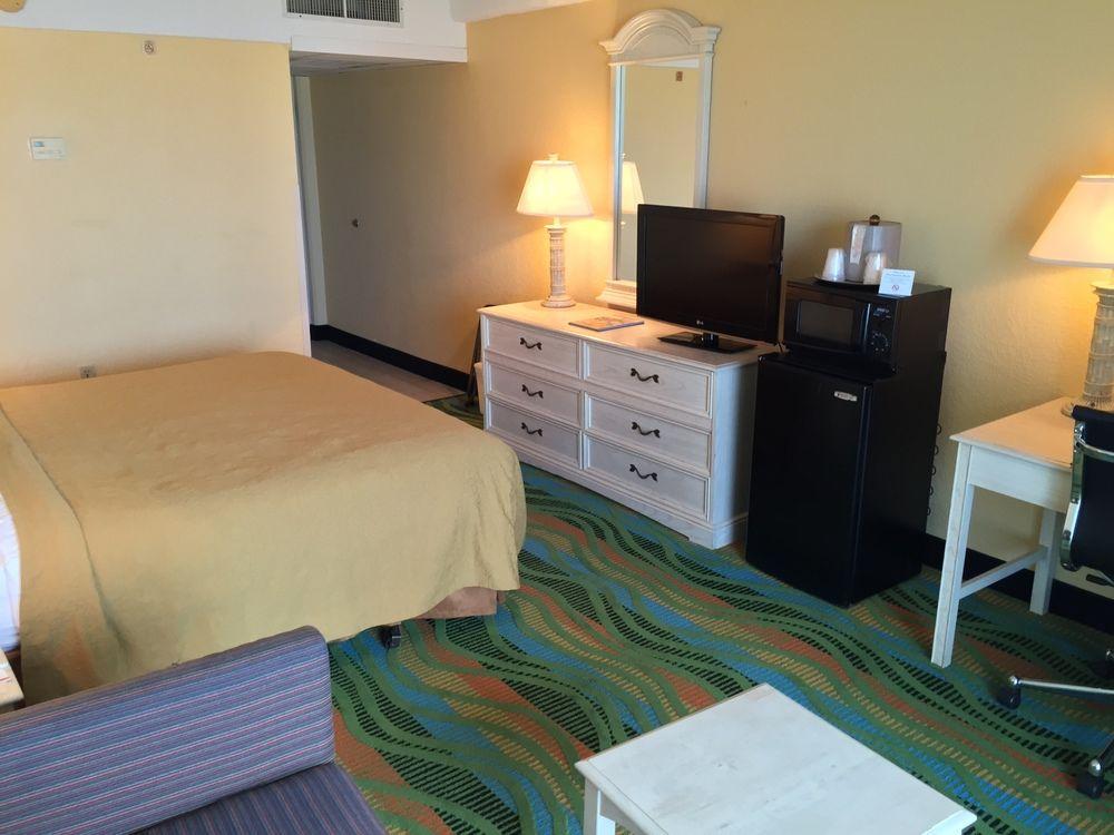 Hotel Boardwalk 705 Virginia Beach Exterior foto