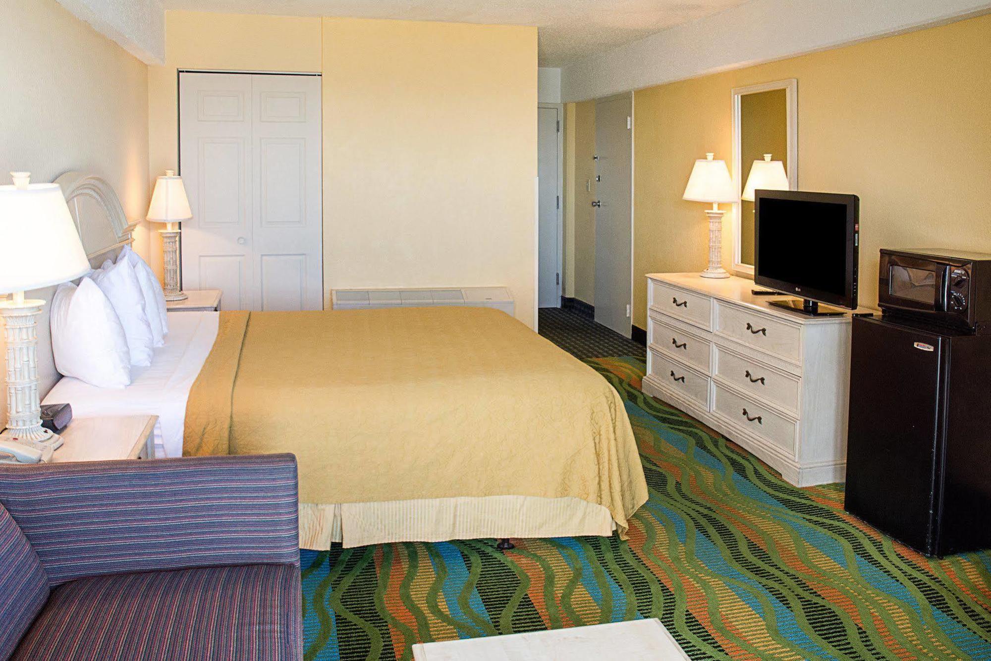 Hotel Boardwalk 705 Virginia Beach Exterior foto